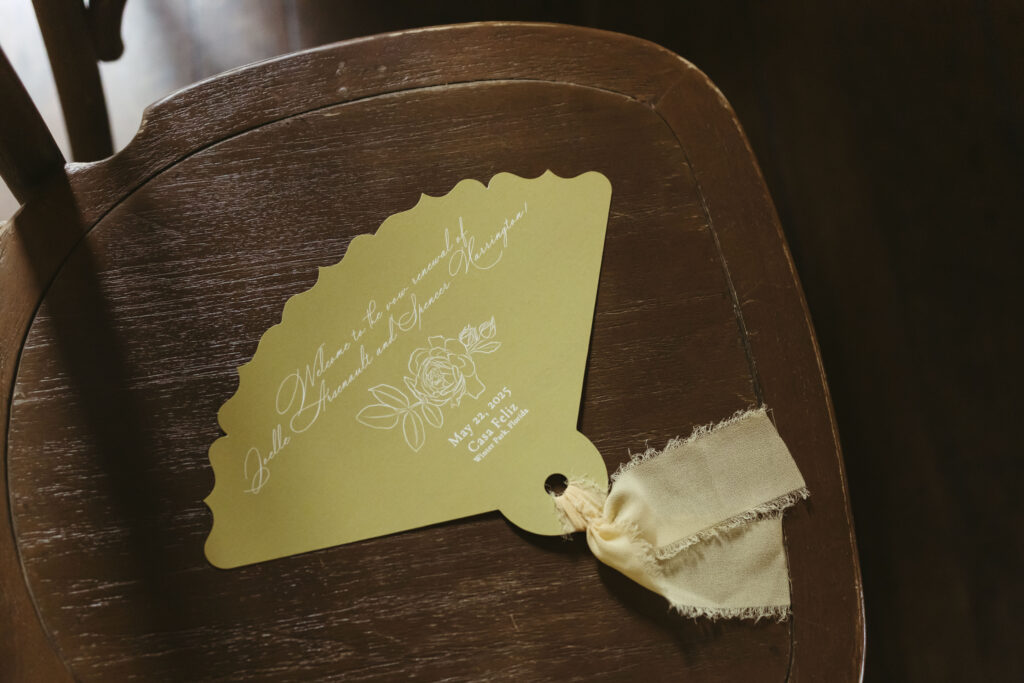 fan program with ribbon